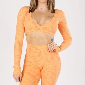 Paragon RecStretch DesB Infinite Long Sleeve Bra Orange Creamsicle‎ Crop Top M